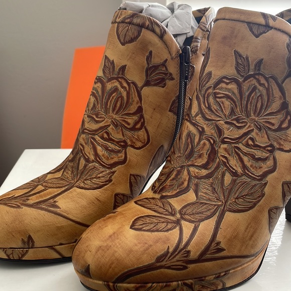 Italian Boots NEW - Picture 4 of 8